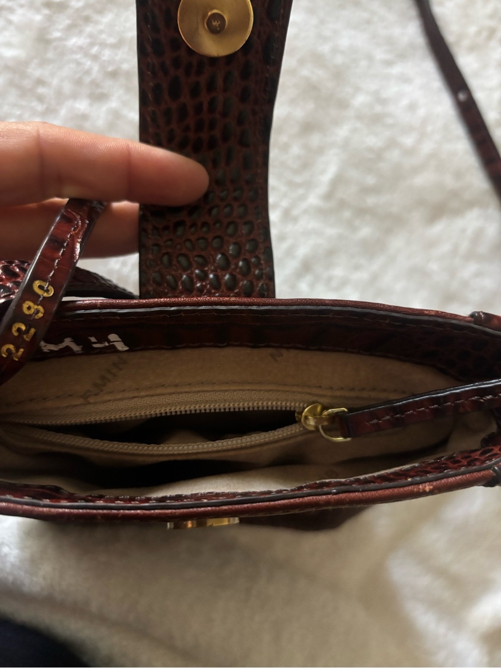 Vintage Brahmin Leather Croc Trim Bucket Crossbody Bag Brown EUC - Picture 8 of 10